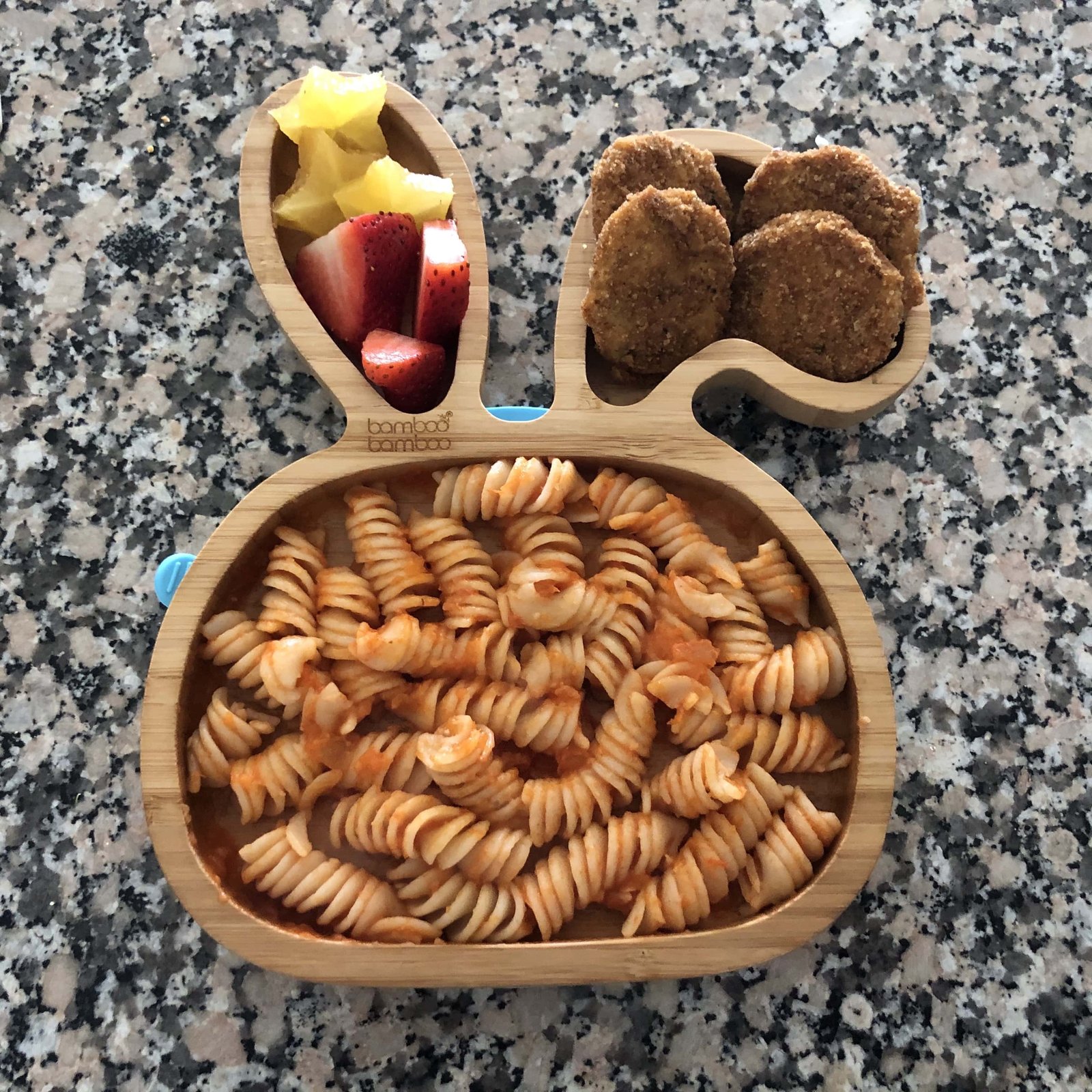 Nuggets de pollo con verduras